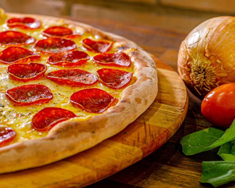 Dewey's veggie supreme pizza