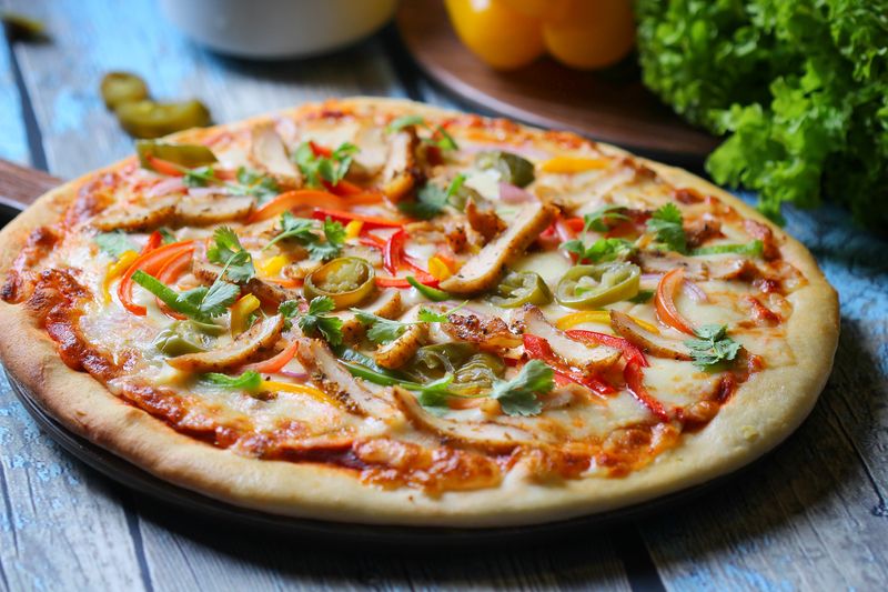 Dewey's BBQ chicken pizza